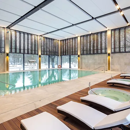 Курортный комплекс Eva Park Life & 4*