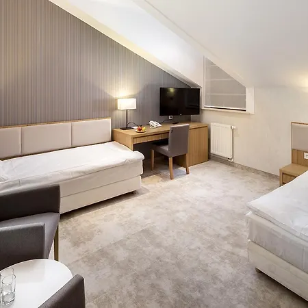 Eva Park Life & Resort 4*