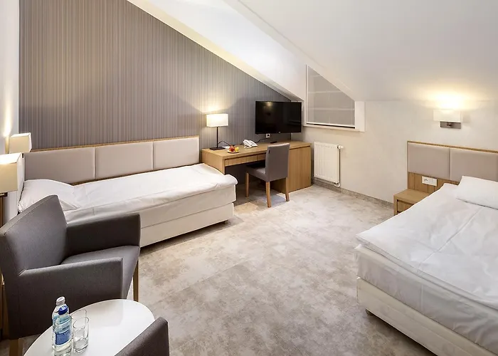 Eva Park Life & Ośrodek wypoczynkowy 4*